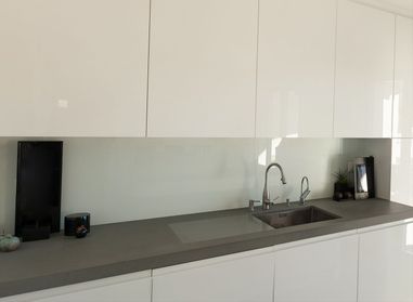 Küchenrückwand aus Glas von der Glas MAG AG